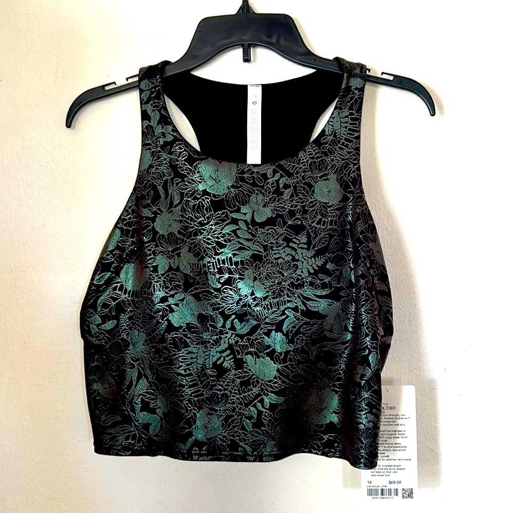 LULULEMON Invigorate Train Tank Foil.